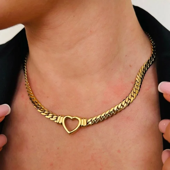 New Gold Sacred Heart Necklace Link Chain Minimalist Braided Choker - Picture 5 of 6